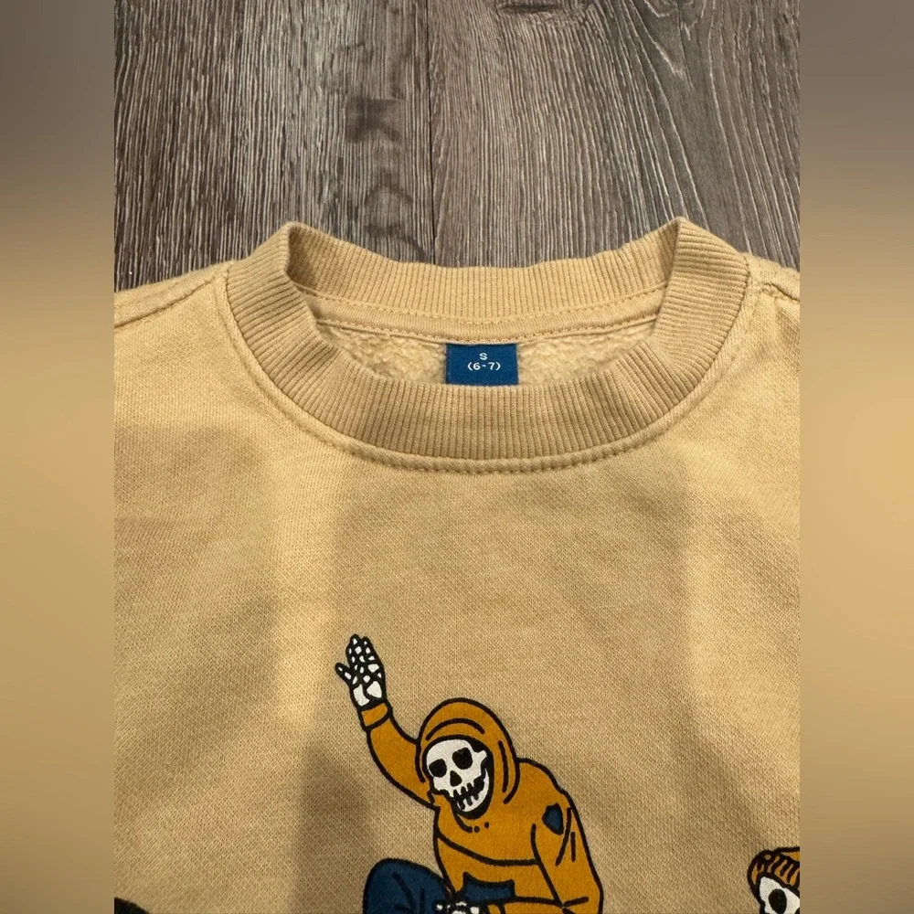 Old Navy Kids Skeleton Crew Sweatshirt Skateboard Graphic | Sizes 6/7 & 8 Youth